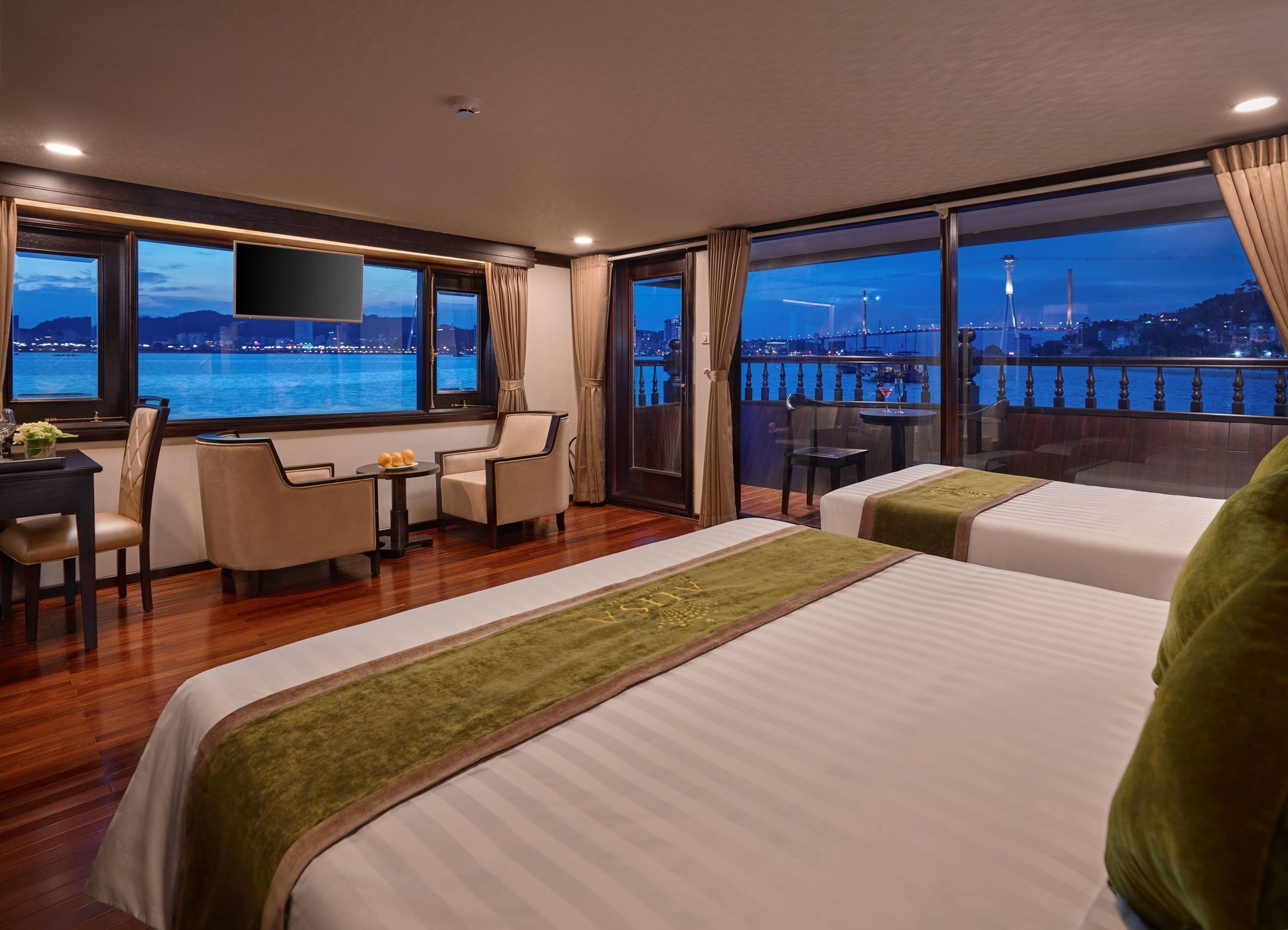 Alisa Premier Cruise Hotell Ha Long Eksteriør bilde