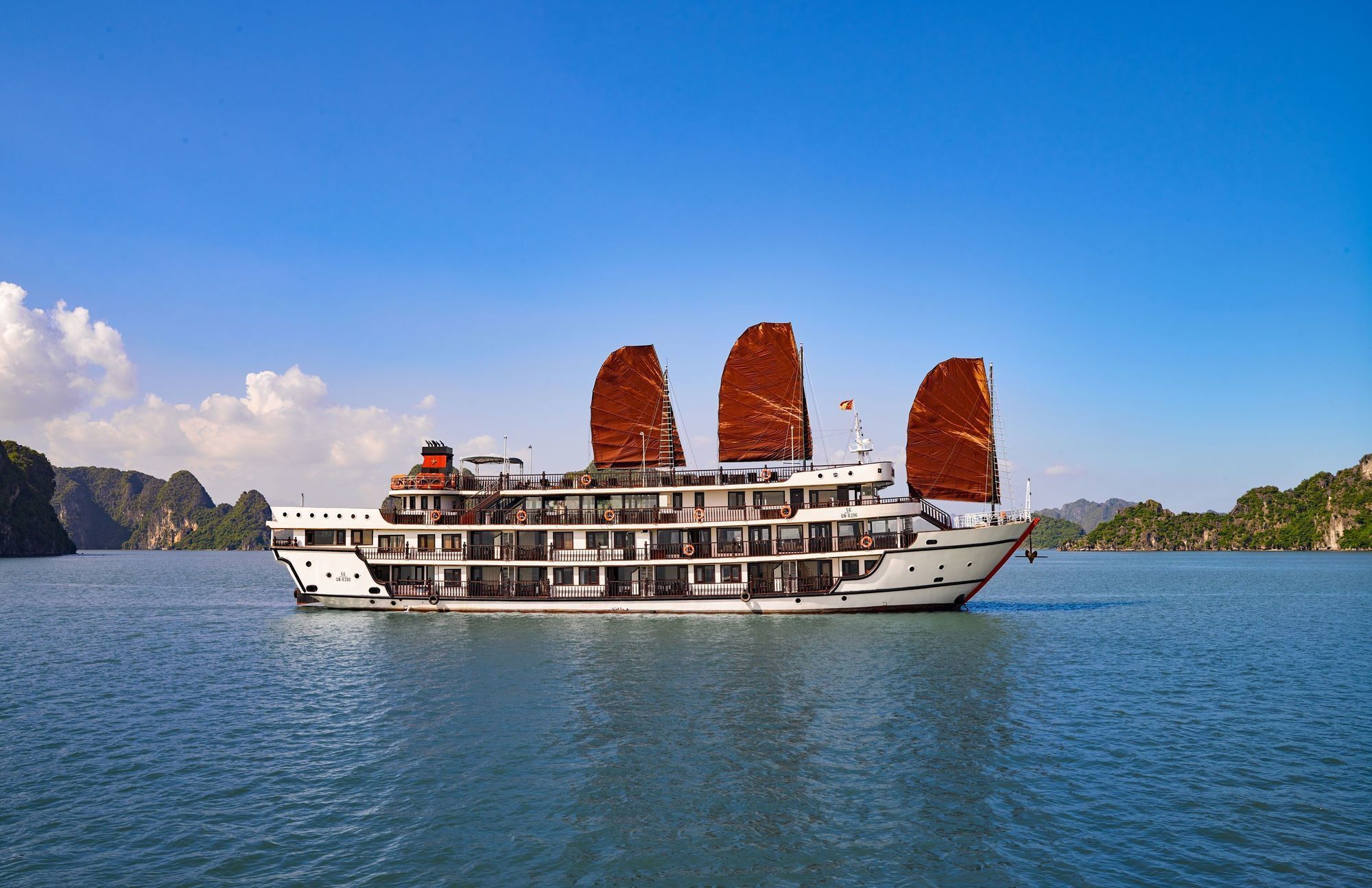 Alisa Premier Cruise Hotell Ha Long Eksteriør bilde